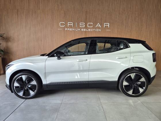 VOLVO EX30 69 KW ELÉTRICO ULTRA